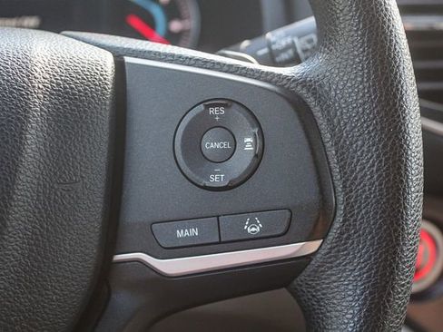 Used 2021 Honda Pilot EX image 32