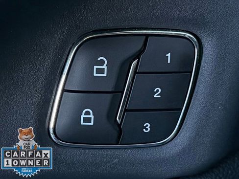 Used 2024 Ford Expedition Max XLT image 28