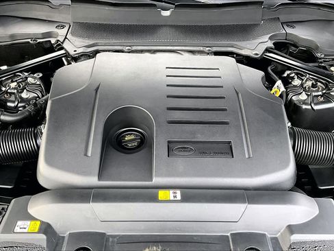 Used 2020 Land Rover Range Rover Sport HST image 31