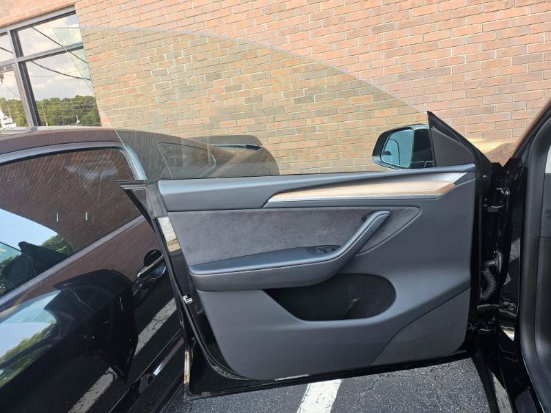 Used 2023 Tesla Model Y Long Range AWD/4WD image 35