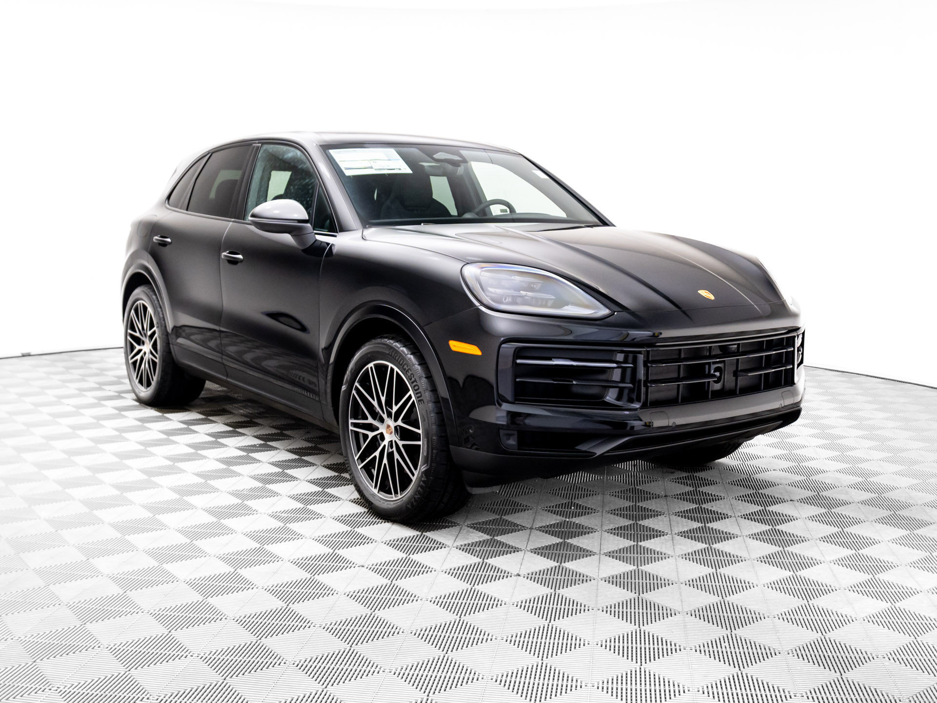 Certified 2026 Porsche Cayenne AWD/4WD image 6