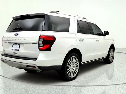 Used 2022 Ford Expedition Limited AWD/4WD image 5