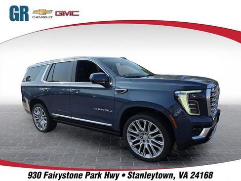 New 2026 GMC Yukon Denali w/ Denali Reserve Package AWD/4WD image 1