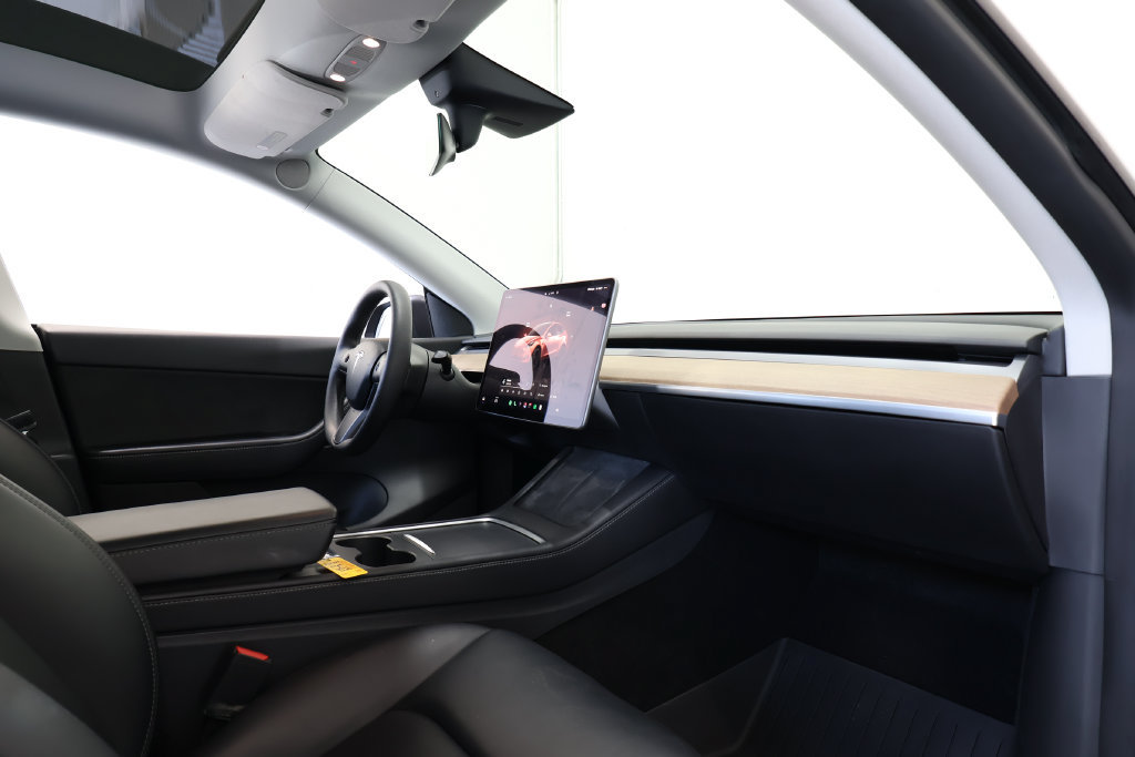Used 2022 Tesla Model Y Performance AWD/4WD image 20