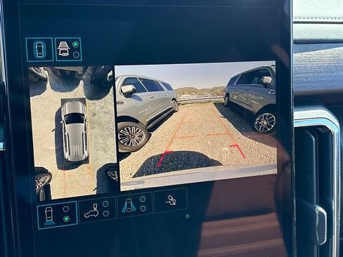 New 2026 GMC Acadia Denali Ultimate image 9