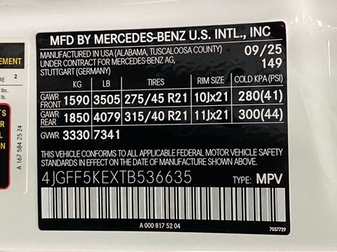 Certified 2026 Mercedes-Benz GLS 450 4MATIC image 37