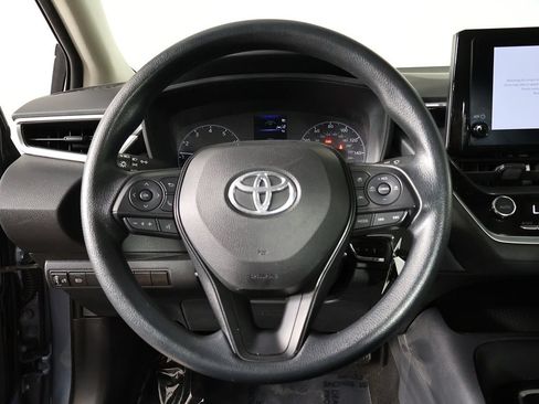 Used 2023 Toyota Corolla LE FWD image 31