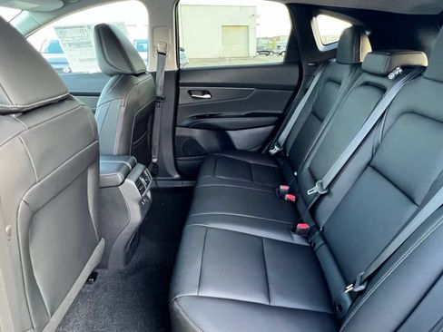 New 2026 Nissan Murano SV AWD/4WD image 12