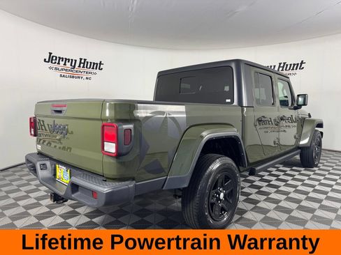Used 2022 Jeep Gladiator Sport AWD/4WD image 7
