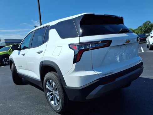 Used 2026 Chevrolet Equinox LT FWD image 24