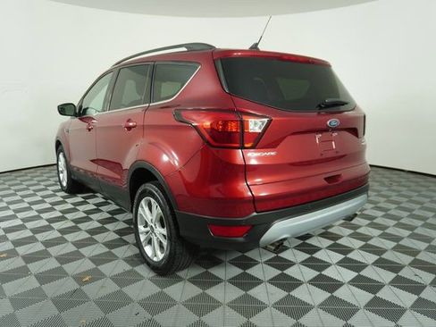 Used 2019 Ford Escape SEL image 5
