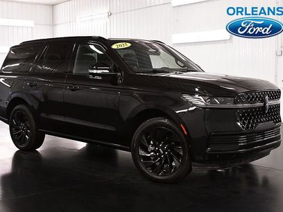Used 2025 Lincoln Navigator Reserve w/ Jet Appearance Package