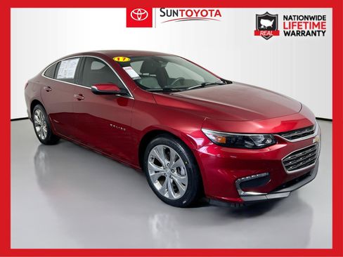 Used 2017 Chevrolet Malibu Premier w/ Driver Confidence Package image 1