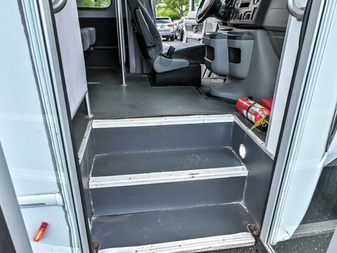 Used 2017 Ford E-450 and Econoline 450 Super Duty w/ Shuttle Bus Prep Package RWD image 14