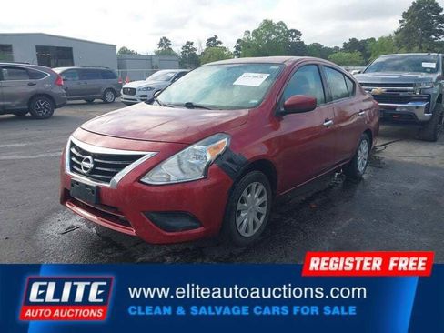 Used 2019 Nissan Versa SV FWD image 4