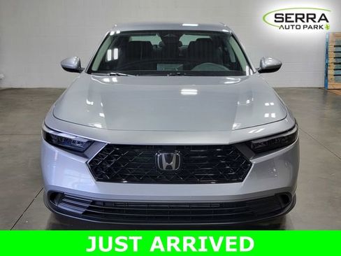 Certified 2023 Honda Accord LX image 3