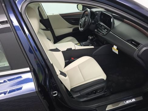 Used 2025 Lexus ES 350 350 image 19