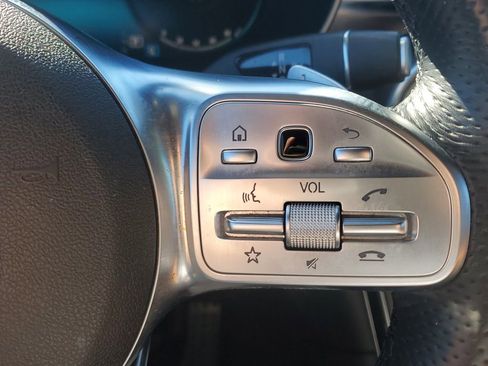 Used 2022 Mercedes-Benz GLC 300 4MATIC Coupe image 26