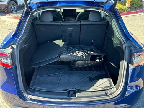 Used 2024 Tesla Model Y Long Range image 20