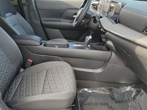 New 2026 Nissan Kicks SV w/ SV Premium Package image 15