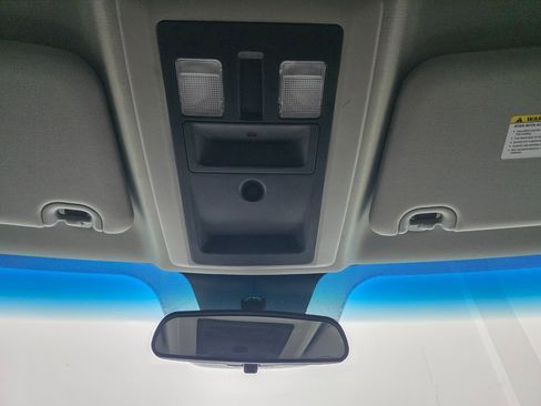 Used 2019 RAM 1500 Classic SLT image 31