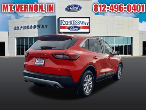 Used 2024 Ford Escape Active w/ Tech Pack #1 AWD/4WD image 7