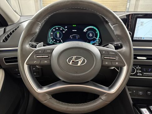 Used 2023 Hyundai Sonata Limited FWD image 16