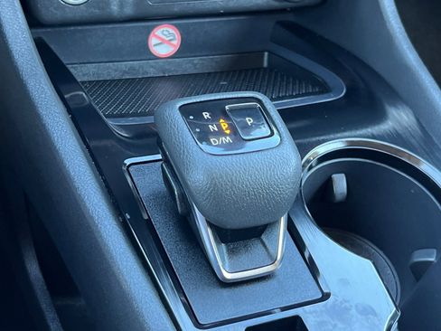 Used 2023 Nissan Rogue SV image 22