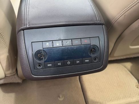 Used 2008 Buick Enclave CXL w/ Entertainment Package #2 image 18