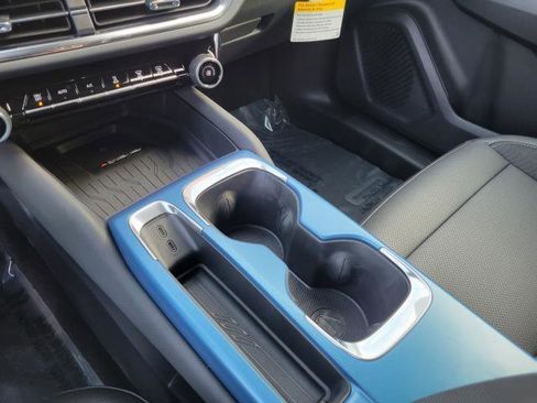 New 2026 Chevrolet Equinox EV LT image 30