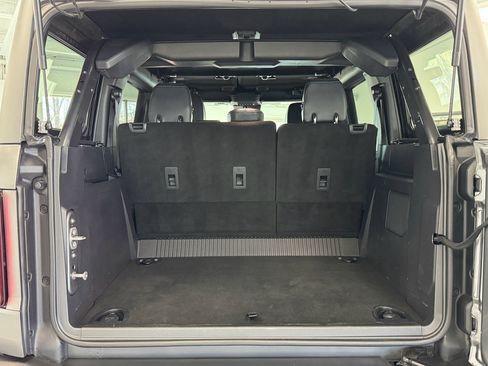 Used 2023 Ford Bronco Wildtrak image 37