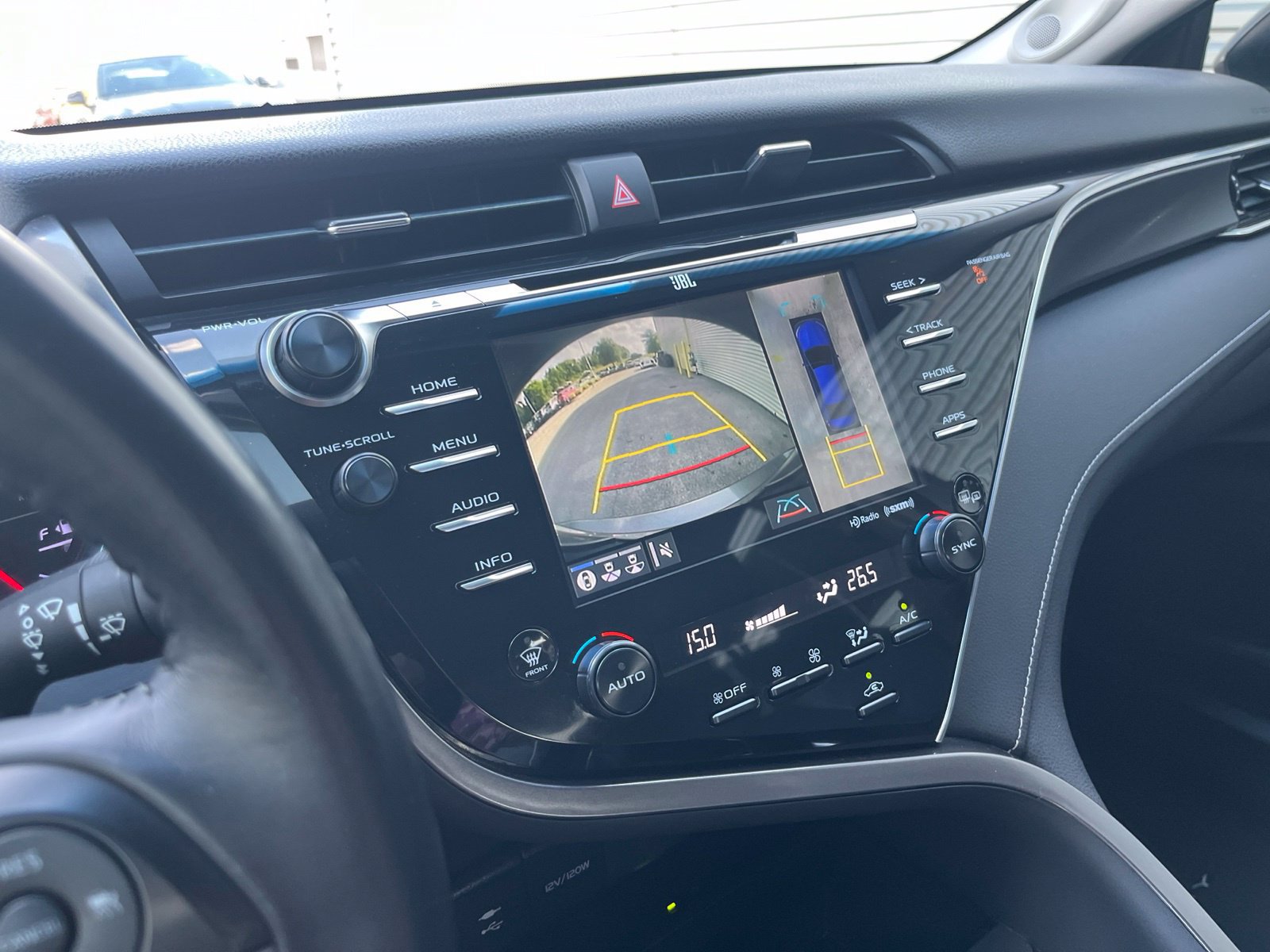 Used 2018 Toyota Camry XSE FWD image 21