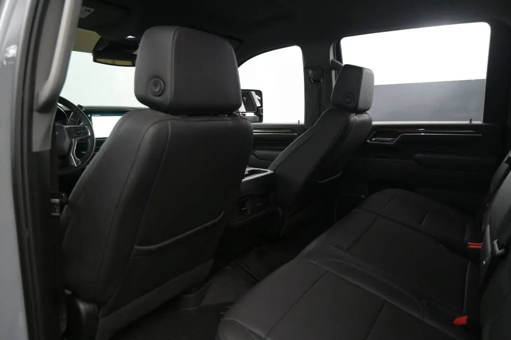Used 2024 Chevrolet Silverado 2500 LT AWD/4WD image 50