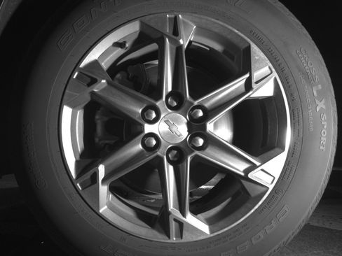 Used 2025 Chevrolet Blazer LT FWD image 12