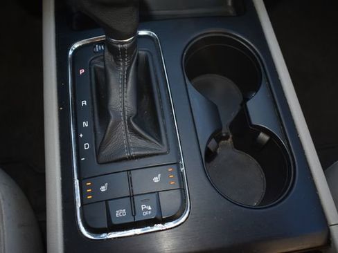 Used 2016 Kia Sedona LX w/ Option Group 020 image 30