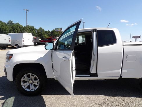 Used 2022 Chevrolet Colorado LT w/ Fleet Safety Package RWD image 13