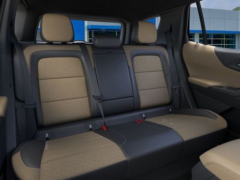 New 2026 Chevrolet Equinox ACTIV w/ Convenience Package III image 17