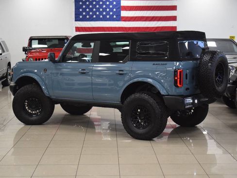 Used 2023 Ford Bronco Outer Banks image 9