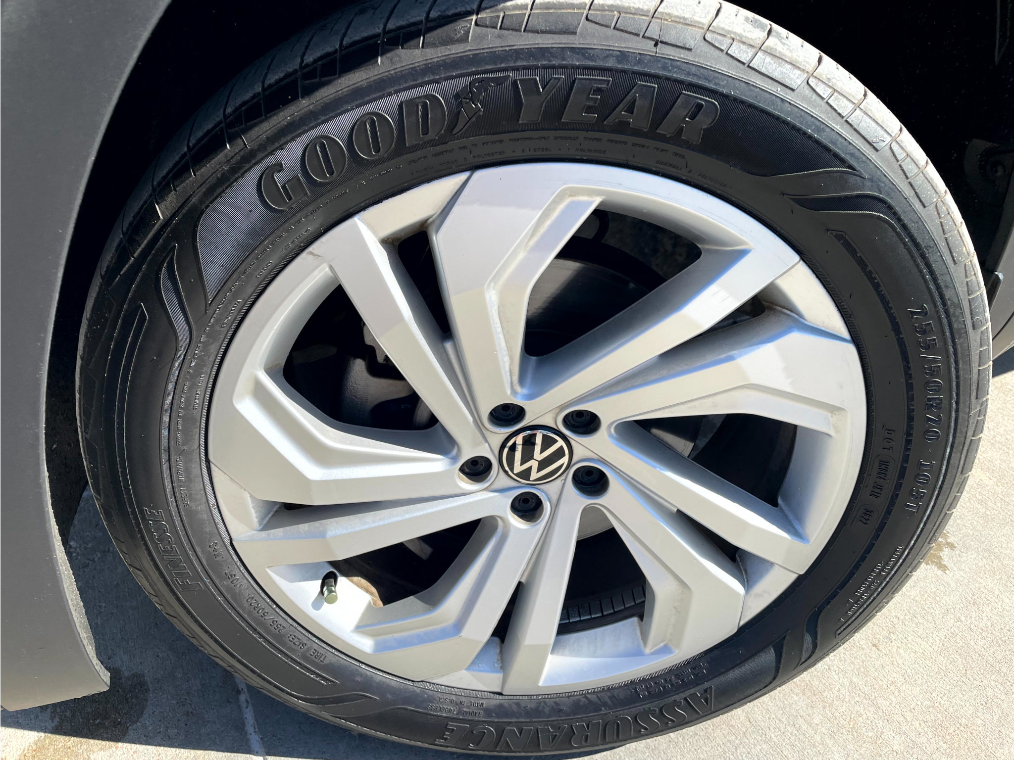 Used 2023 Volkswagen Atlas SE AWD/4WD image 6