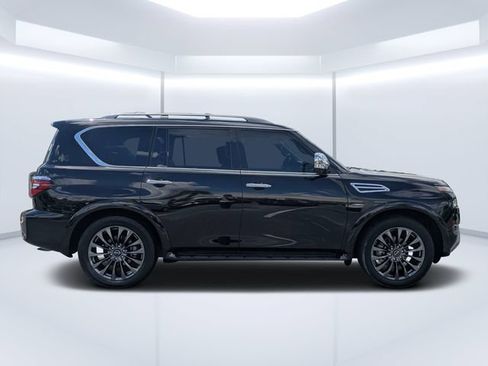 Used 2023 Nissan Armada Platinum w/ Captain's Chairs Package AWD/4WD image 2