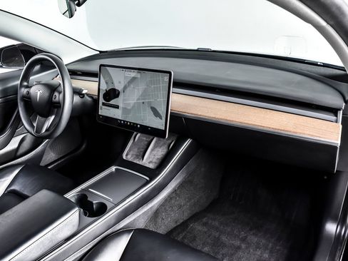 Used 2021 Tesla Model 3 Standard Range Plus RWD image 21