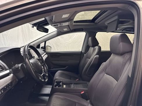 Used 2018 Honda Odyssey Elite image 11