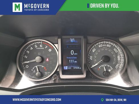 Used 2021 Toyota Tacoma TRD Off-Road w/ Technology Package AWD/4WD image 36