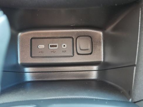 Used 2020 Chevrolet Equinox LT w/ Driver Convenience Package FWD image 25