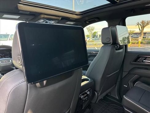 New 2026 GMC Yukon XL Elevation w/ Elevation Premium Package AWD/4WD image 26