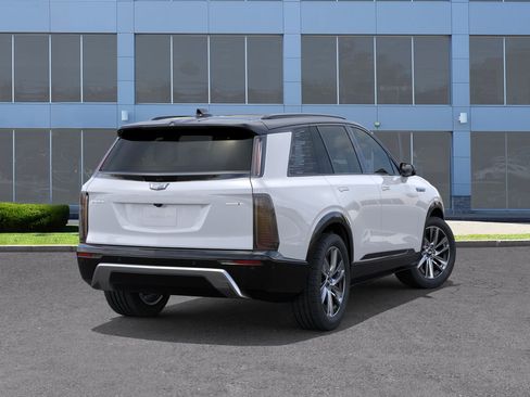 New 2026 Cadillac Vistiq Sport w/ LPO, Floor Liner Package AWD/4WD image 4