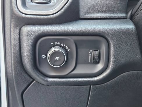 New 2026 RAM 3500 Tradesman AWD/4WD image 19