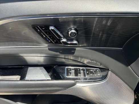 Used 2024 Cadillac Lyriq Sport RWD image 12
