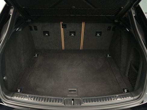 Used 2018 Porsche Macan AWD/4WD image 51
