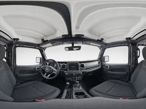 Used 2020 Jeep Wrangler Unlimited Sahara AWD/4WD image 9
